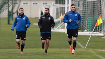 Fede Cartabia y Lucas P&eacute;rez ejercit&aacute;ndose al margen del grupo con el recuperador.