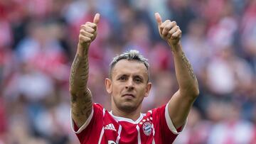 Rafinha finalises Bayern Munich contract extension