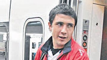 <b>SE VA. </b>Ángel Morales deberá coger sus maletas grana.