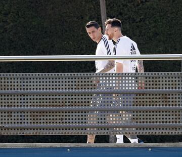 Barcelona 01Junio 2018, Espaa
Previa al Mundial 2018
Entrenamiento de la seleccion Argentina Ciudad Deportiva Joan Gamper, Barcelona.
Lionel Messi de la Seleccion Argentina y Angel Di Maria de la Seleccion Argentina
Foto Ortiz Gustavo
