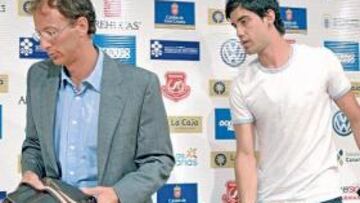 <b>ROMPIÓ A LLORAR. </b>Roberto Santamaría vive un mal momento en su actual club y en Gran Canaria.