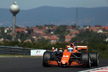 Fernando Alonso en el circuito de Hungaroring.