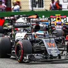 Fernando Alonso y McLaren sonríen: Honda pasa al ataque