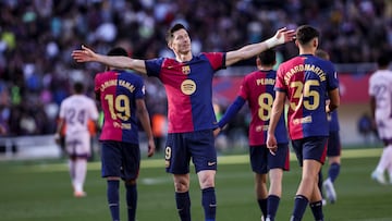 BARCELONA, SPAIN - MARCH 30: Robert Lewandowski of FC Barcelona celebrates a goal during the Spanish league, La Liga EA Sports, football match played between FC Barcelona and Girona FC at Estadi Olimpic Lluis Companys on March 30, 2025 in Barcelona, Spain. (Photo By Javier Borrego/Europa Press via Getty Images)