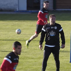 Curro Torres apunta a la continuidad en la alineación del regreso