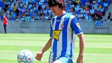 <b>EL CUARTO NIPÓN EN PRIMERA. </b> La incorporación de Shunsuke Nakamura en el Espanyol es la cuarta de un futbolista japonés en Primera. Antes llegaron Akinori Nishizawa (precisamente en el Espanyol), Shoji Jo (Valladolid) y Yoshito Okubo (Mallorca). Los tres primeros pasaron sin pena ni gloria; Nakamura ya triunfó en Escocia.
