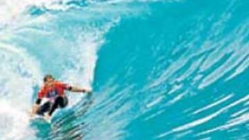 <b>NUEVOS JINETES. </b>Los ricos se han encaprichado con el surf.