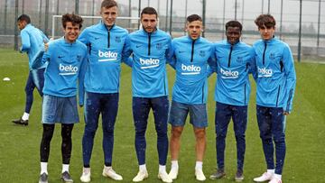 Seis jugadores del filial se ejercitaron en la sesi&oacute;n del equipo. Collado no viaj&oacute; a Eibar, pero s&iacute; Pe&ntilde;a, Puig, P&eacute;rez, Ruiz y Wague.