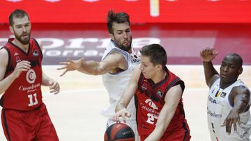 22/06/20 BALONCESTO ENDESA ACB
FASE FINAL VALENCIA
CORONAVIRUS COVID-19
JORNADA 3
PARTIDO CASADEMONT ZARAGOZA - MORABANC ANDORRA
VIT KREJCI
NACHO LLOVET
BANDJA SY