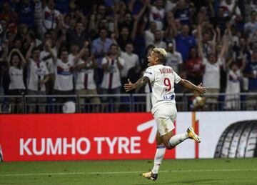 On target on his Lyon debut, Mariano Díaz