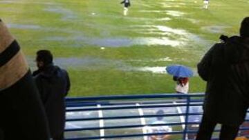 El Alcorcón-Recre comienza más tarde debido a la lluvia