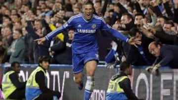 Torres particip&oacute; en los dos goles del Chelsea.