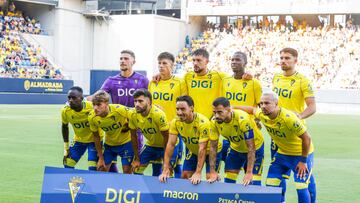 Once del Cádiz ante el Mirandés.