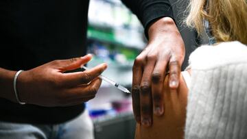 Tercera dosis de la vacuna: ¿puedes ponerte una marca distinta a la de la primera y la segunda?