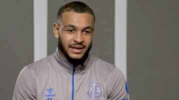 Joshua King elogia a James, Richarlison y Calvert-Lewin