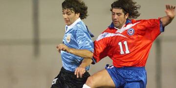 En la Copa América de 1999 en Paraguay, Chile empate 1-1 contra Uruguay por semifinales y luego cayó en los penales. Sin embargo, durante el encuentro Marcelo Salas pudo darle el triunfo a la Roja, pero desperdició un lanzamiento penal con el marcador en contra.  