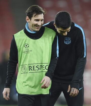 Último entrenamiento del Barcelona antes del partido de Champions League de octavos de final frente al Arsenal 