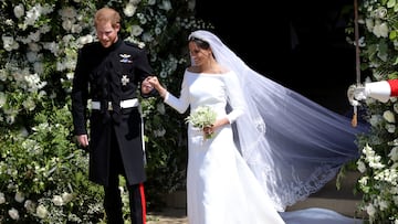 New reporting shows that Queen Elizabeth disapproved of the dress worn by Meghan Markle when she married her grandson, Prince Harry.