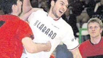 <b>REAPARECIÓ. </b>Prieto volvió a jugar tras dos semanas lesionado.