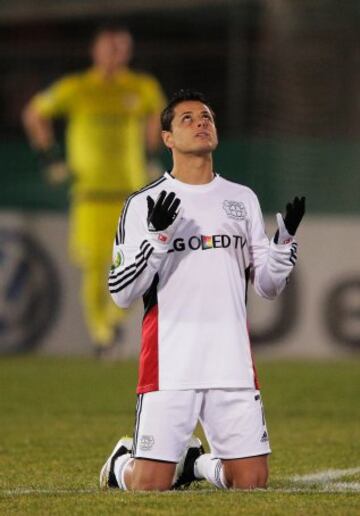 Chicharito con el Bayer Leverkusen.