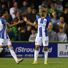 Steven Alzate se reporta en la victoria de Brighton ante Forest