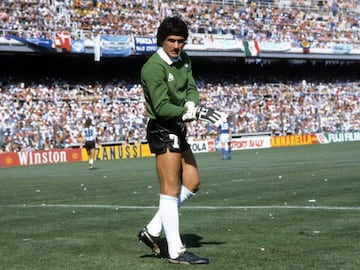 El cancerbero argentino llevó el 7 durante el Mundial celebrado en España.