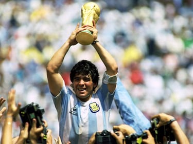 En una de sus cientas entrevistas, Diego Maradona, dejó está linda frase para recordar su amor por el fútbol y la pelota.