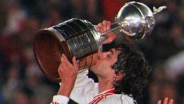 Francescoli fue el capitán de River en la última Libertadores que consiguieron.