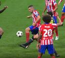 Extraño penalti en contra del Atleti: “El contacto no es suficiente para pitarlo”