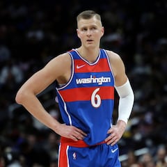 Los Celtics se hacen con Porzingis pero pierden a Marcus Smart