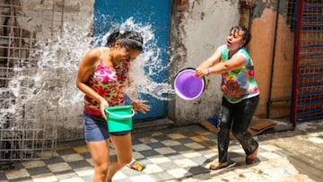 Por este motivo se acostumbra “mojarse” en Sábado de Gloria en México