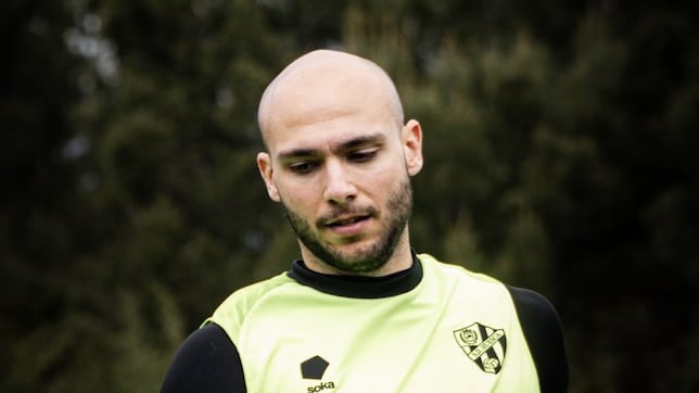 El Huesca encarrila la renovación de Blasco