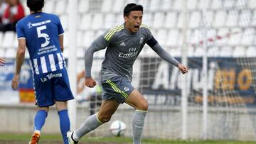 Javi Mu&ntilde;oz celebra el 1-3.