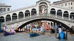 El Gran Canal de Venecia vive su Regata Histórica anual