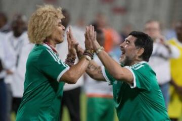 El Pibe y Maradona, fútbol y magia en la cancha