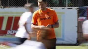 DJUKIC AÚN RESPIRA. El serbio tiene otra oportunidad en Getafe.