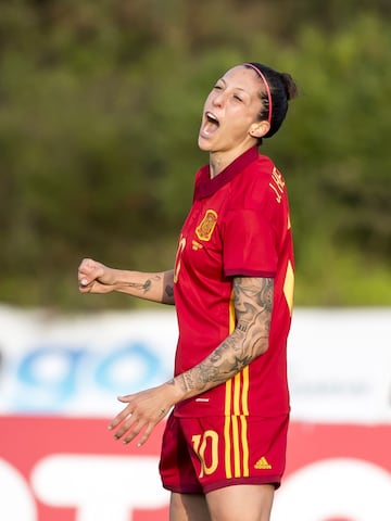 Jenni Hermoso es la máxima goleadora de la Selección con 42 goles. 