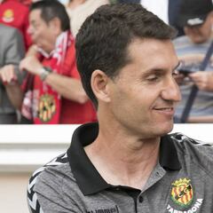 Gordillo seguirá como técnico un curso más: "Para mí es un placer"