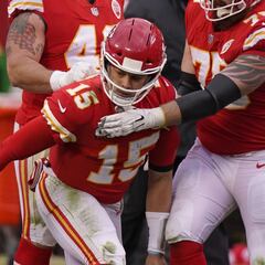 Chiefs sufren pero avanzan a su tercer Campeonato de la AFC consecutivo