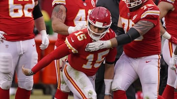 Sin Patrick Mahomes por pr&aacute;cticamente toda la segunda mitad, los Chiefs se aferraron a una endeble ventaja y defender&aacute;n la corona de la AFC contra los Bills.