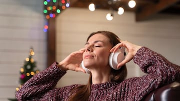Estas son las canciones que no te pueden faltar en tu playlist para esta Navidad 2025