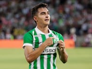 AME217. MEDELLÍN (COLOMBIA), 31/01/2026.- Juan Rengifo de Atlético Nacional celebra un gol este sábado, durante un partido amistoso entre el Inter Miami y Atlético Nacional en el estadio Atanasio Girardot, en Medellín (Colombia). EFE/ Carlos Ortega