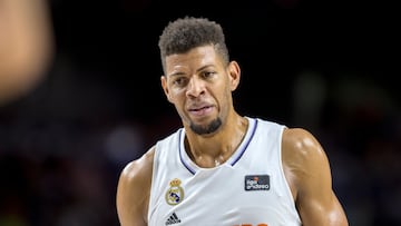 Walter Tavares, pívot del Real Madrid, ante el Baskonia.