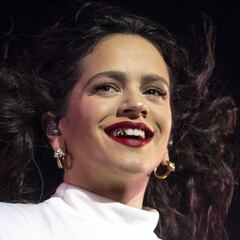 El 'lapsus' de Rosalía del que todo el mundo habla: ¡No reconoció al Ministro de Cultura!