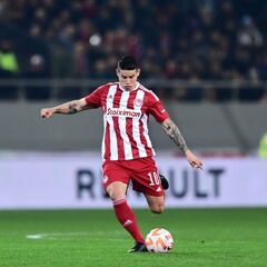 Ídolo de Olympiacos alaba a James: “Se necesita a este jugador”