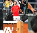 No apto para sensibles: vean lo que hizo Djokovic en el momento de abandonar la Chatrier