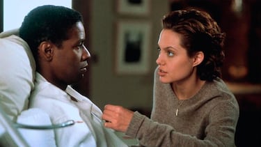 Angelina Jolie reveals her best sex scene in the movies, and it was with one of the best actors of our time