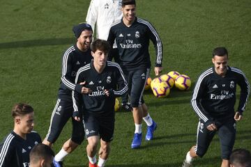 Entrenamiento del Real Madrid antes de viajar a Huesca