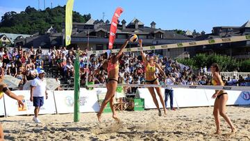 El v¨®ley playa espa?ol salvar¨¢
la temporada lejos del mar