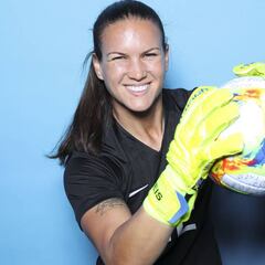 Aline Reis cuelga los guantes